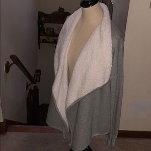 Sonoma Grey & Off White Open Flap Fall Jacket 🍁